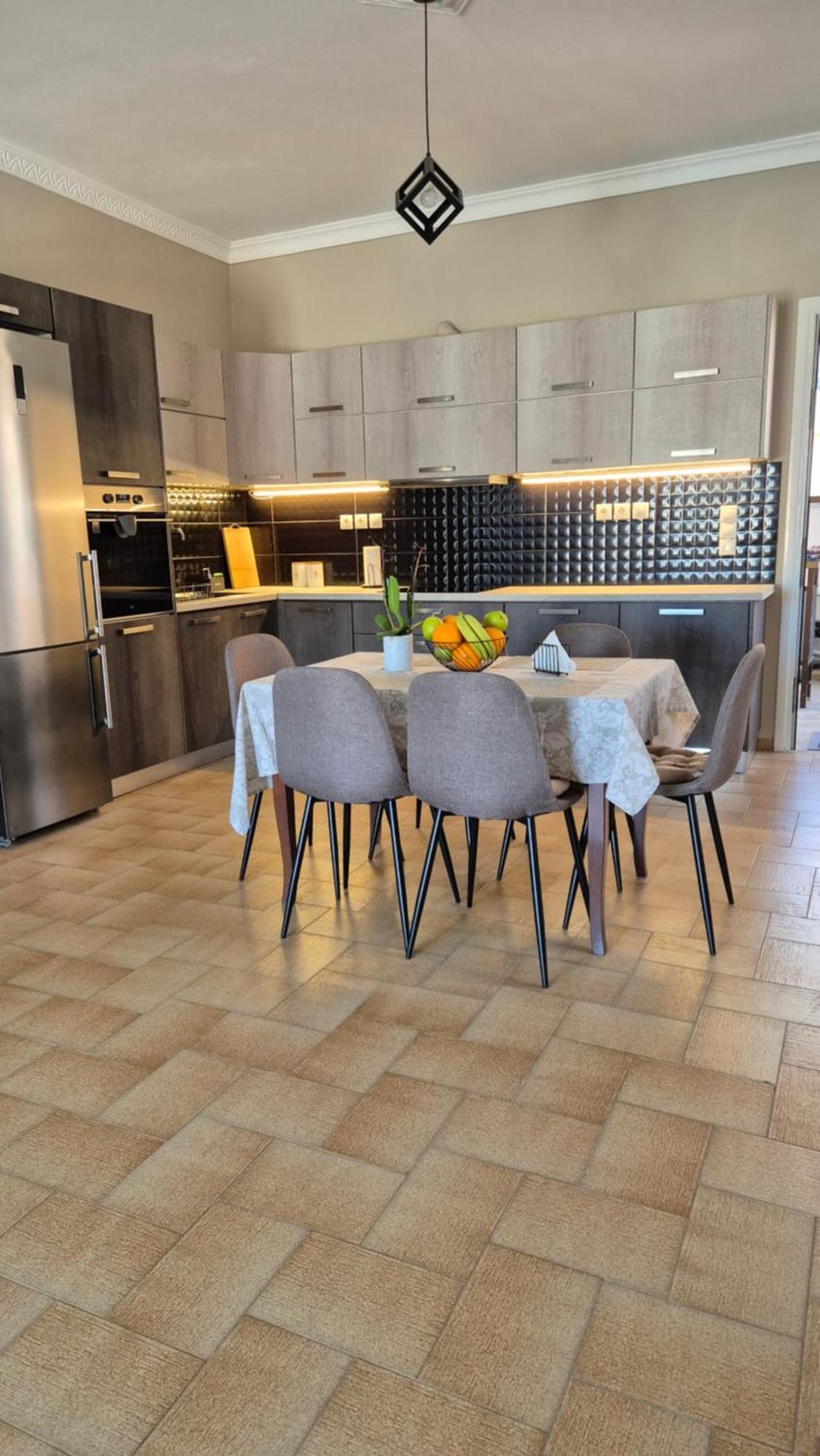Modern Central Αpt 500M From The Beach. Chania  Bagian luar foto