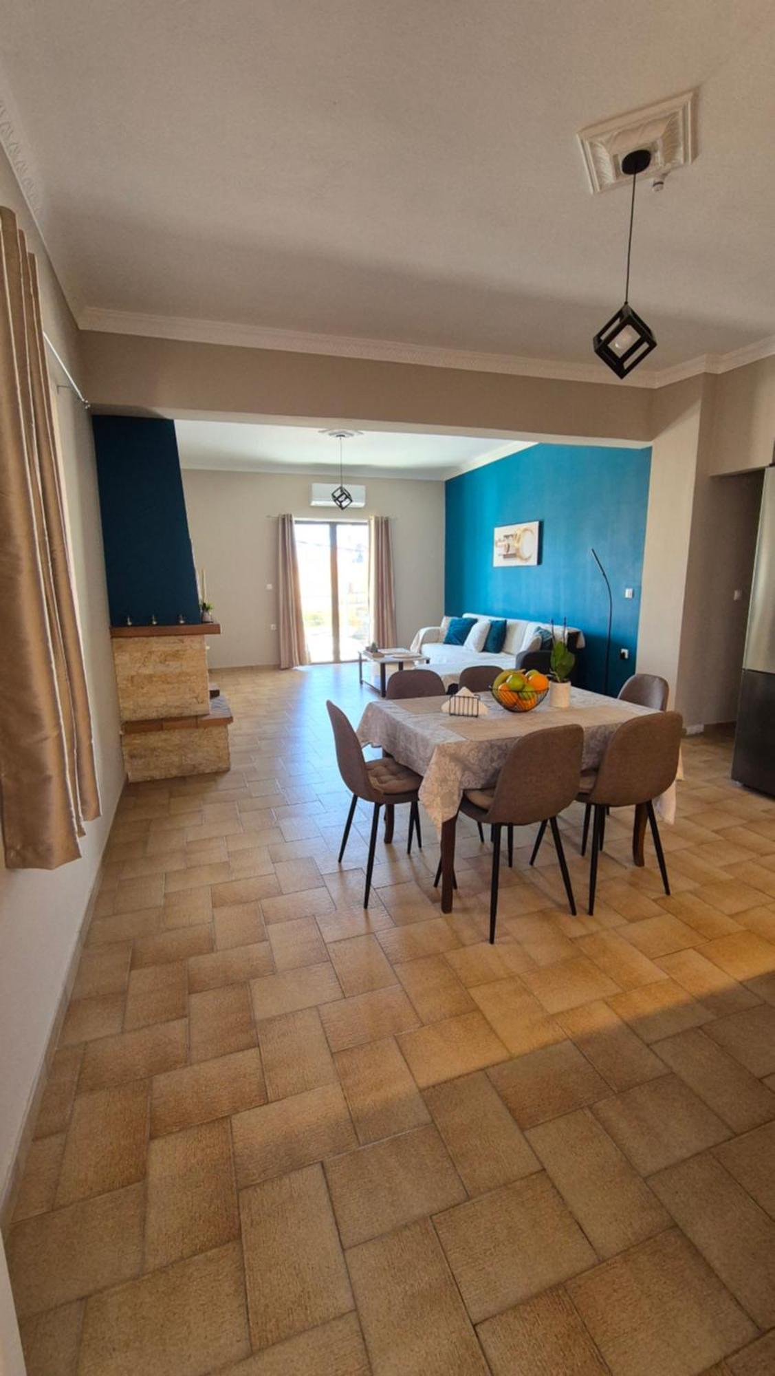 Modern Central Αpt 500M From The Beach. Chania  Bagian luar foto