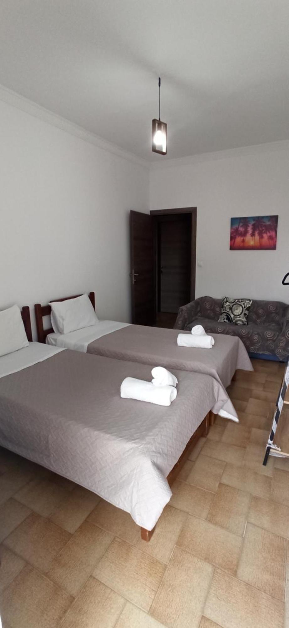 Modern Central Αpt 500M From The Beach. Chania  Bagian luar foto